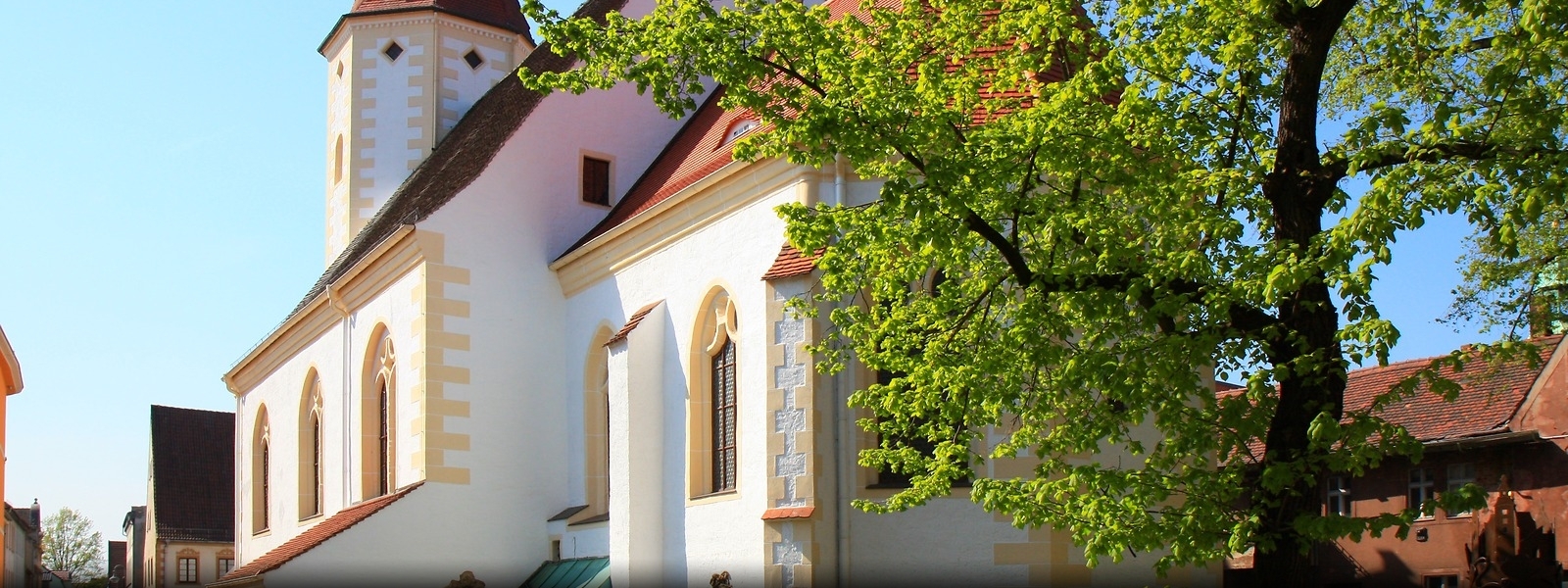 Ev-Kirche-rück Mittelstädt.jpg
